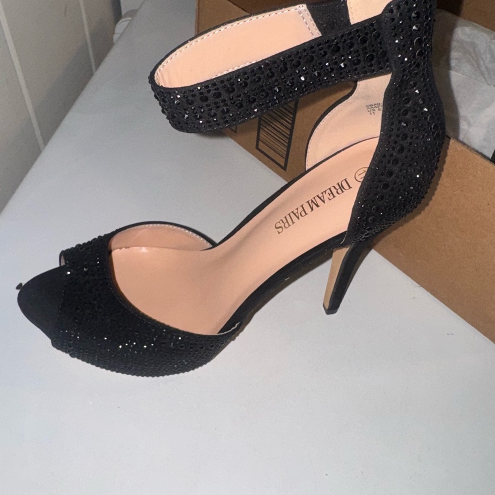 Dream Pairs Black Ankle Strap Heels